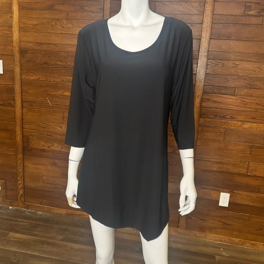 Creation, black top long three-quarter sleeve size X large stretch